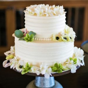 Торт на свадьбу: классика и импровизации
